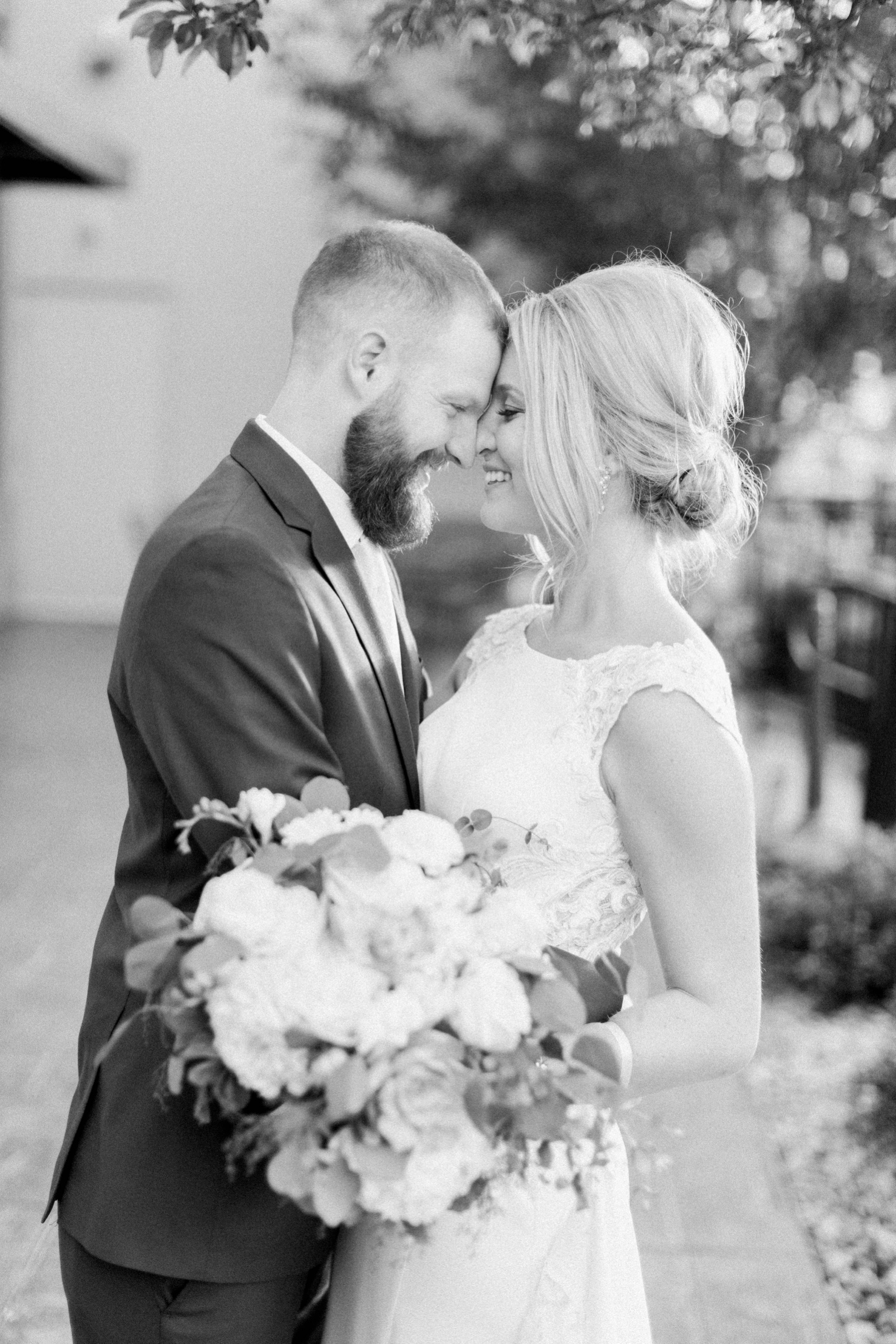 Jen + Connor | A Traditional Summer Wedding in Neenah, WI - Jessica ...